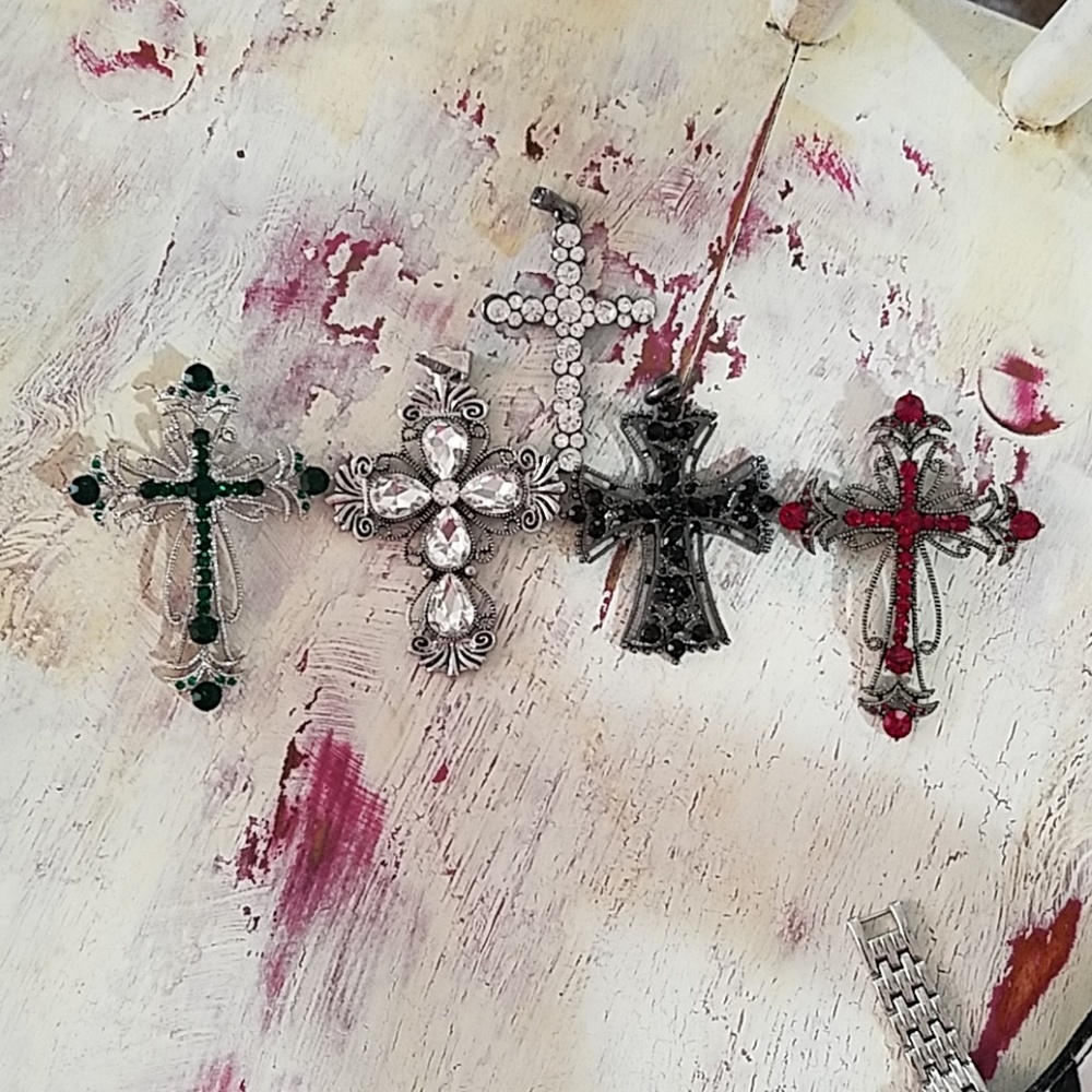 Cross pendant bundle